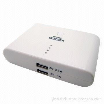 Power Banks with High Transformation Rate of 10,400mAh and Automatic Power-off Controlling Function